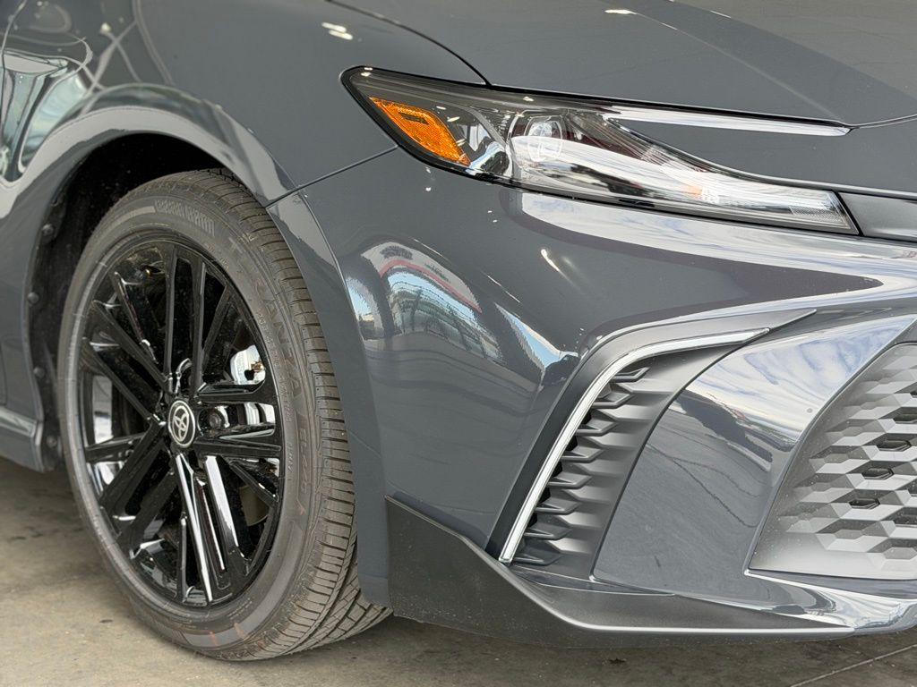 TOYOTA CAMRY - 9