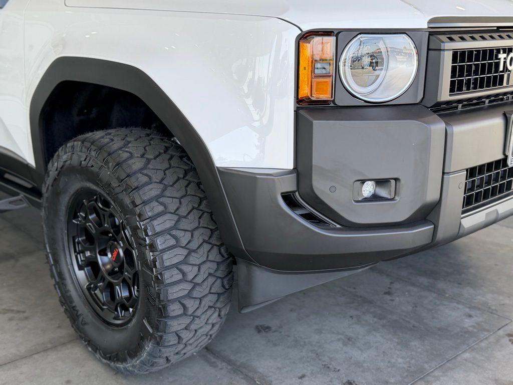 TOYOTA LAND CRUISER - 8