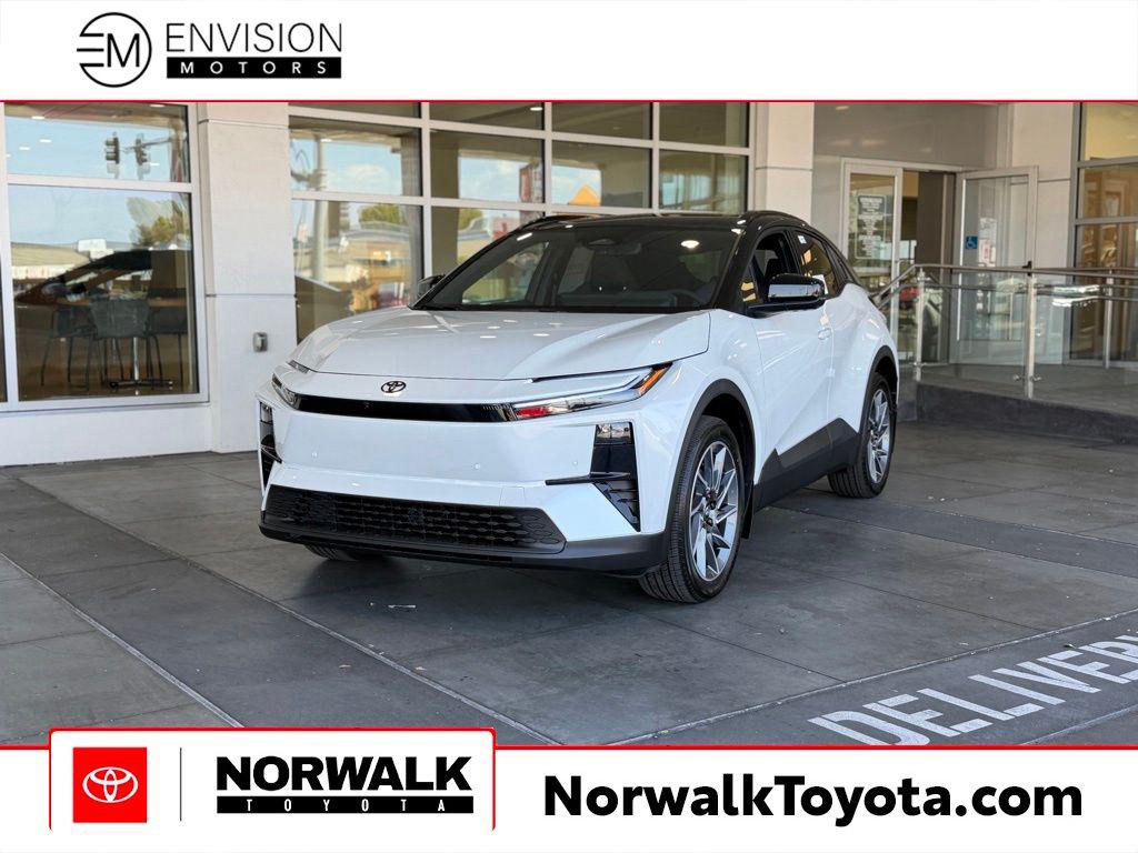 New 2026 Toyota C-HR XSE