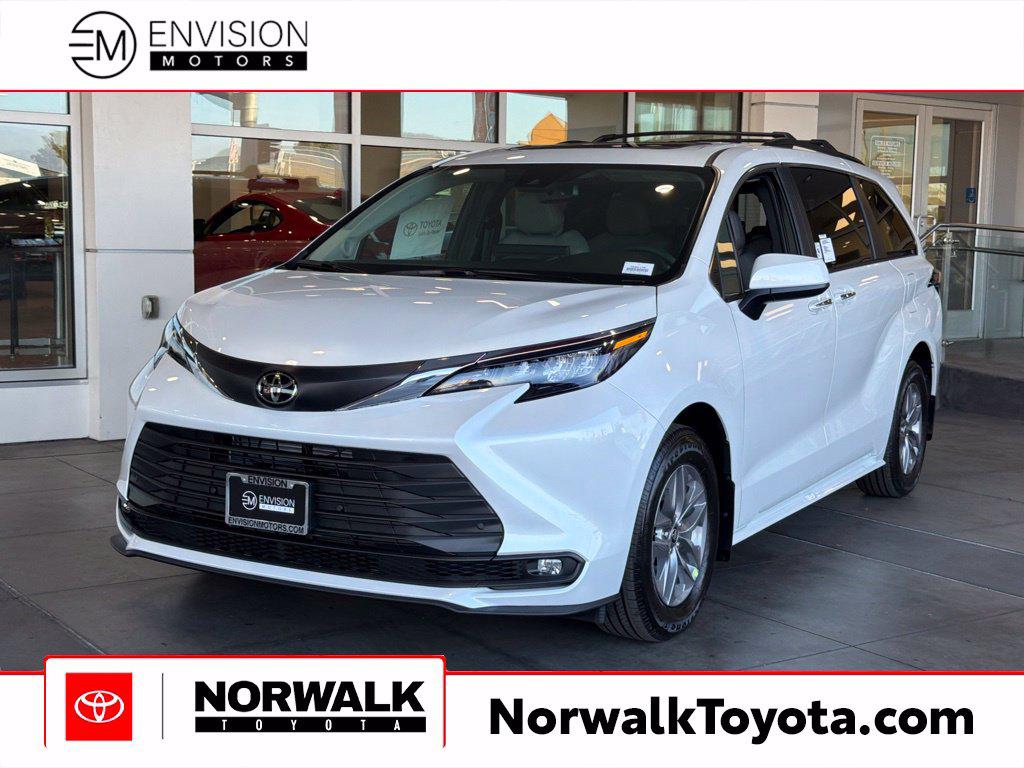 New 2026 Toyota Sienna XLE
