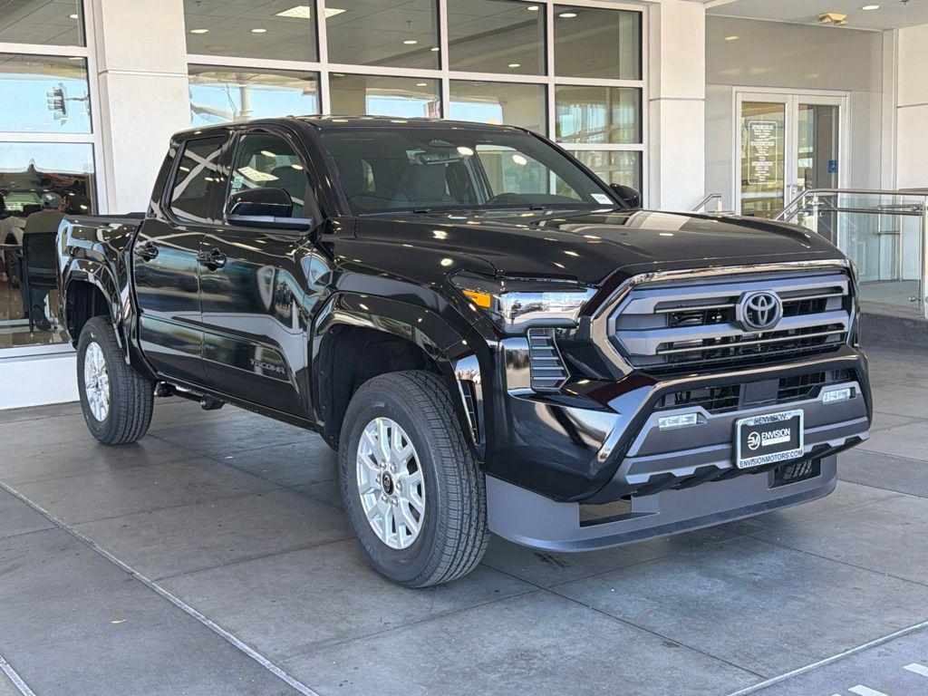 2026 Toyota TACOMA SR5 — фото 6
