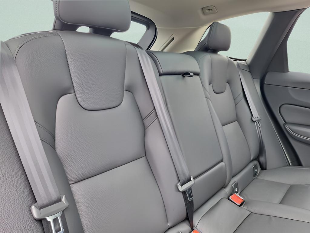 2025 Volvo XC60 B5 PLUS 缩略图 25
