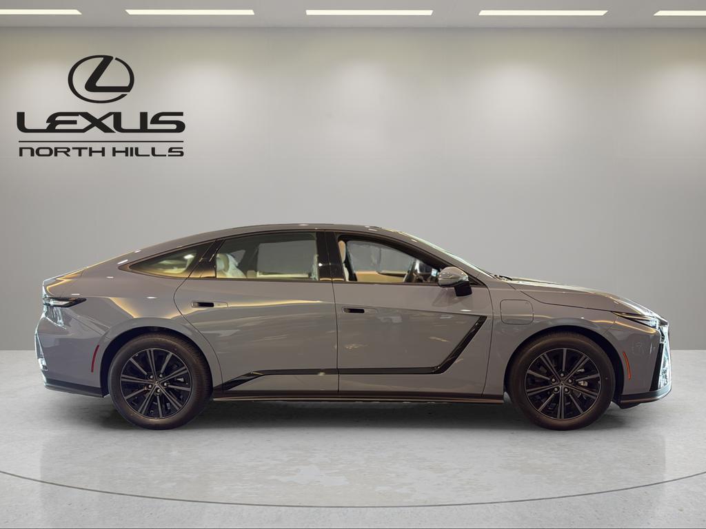 صورة 5 لـ 2026 Lexus ES 500E ES 500E PREMIUM