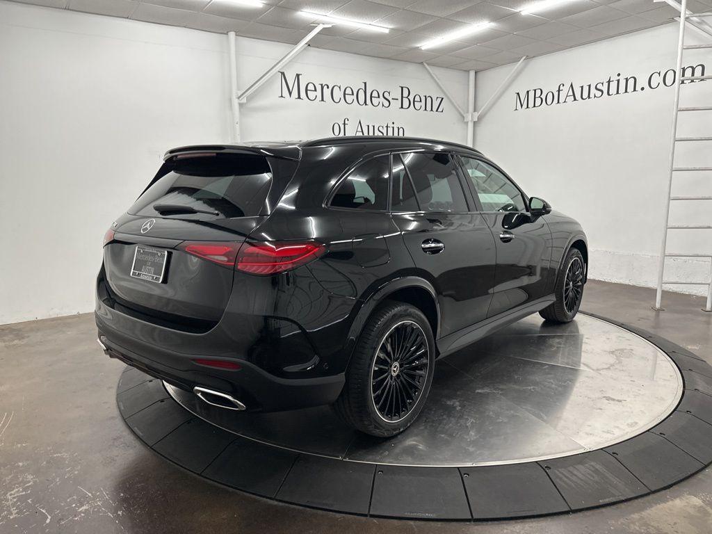 MERCEDES-BENZ GLC - 7