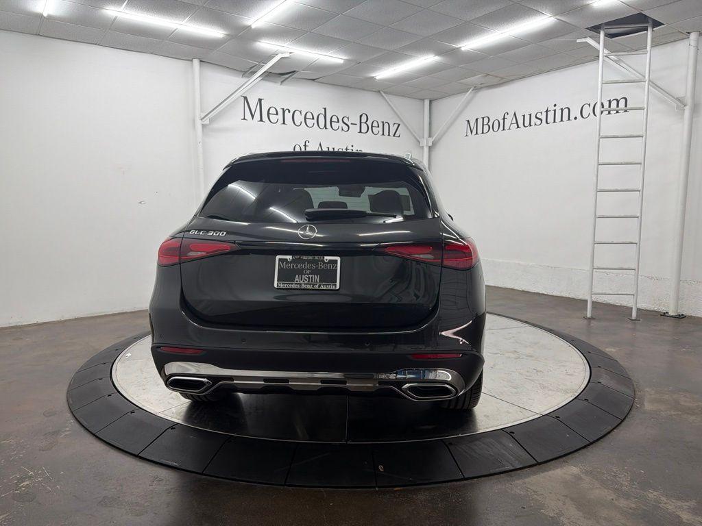 صورة 6 لـ 2026 Mercedes-BENZ GLC