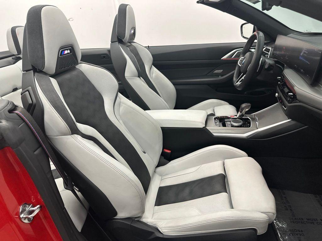 2025 BMW M4 COMPETITION XDRIVE — миниатюра 27