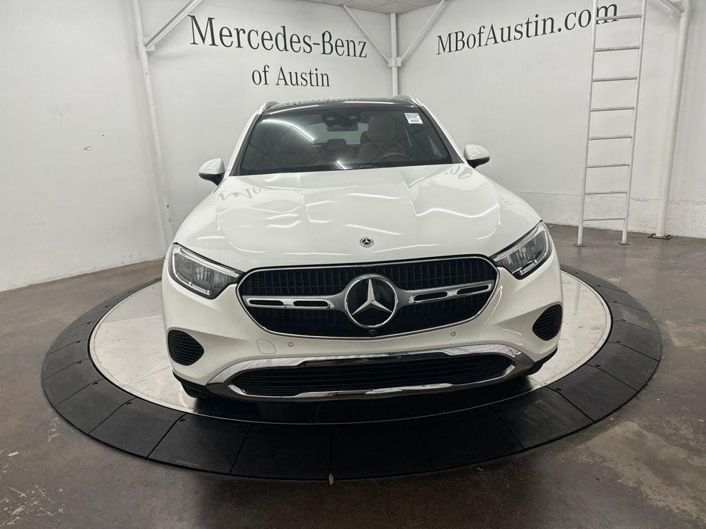 2025 Mercedes-BENZ GLC 缩略图 2