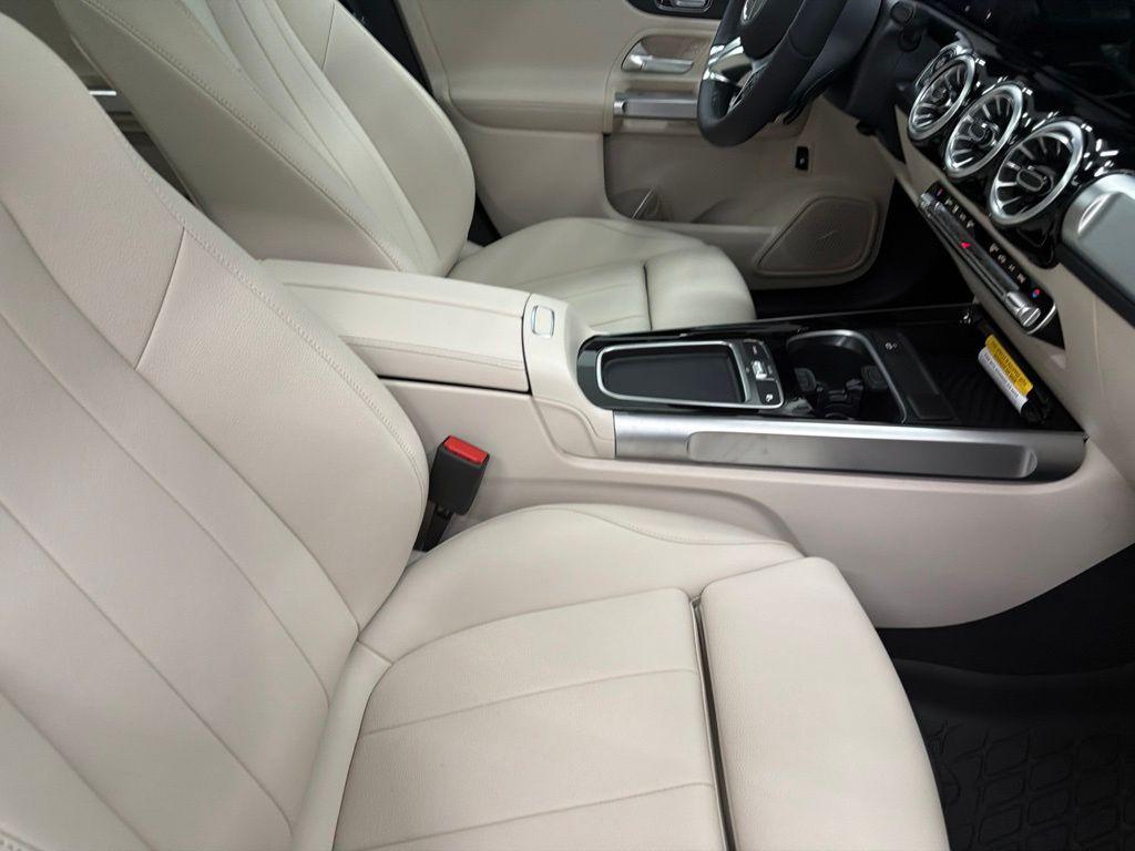 صورة مصغرة 29 لـ 2026 Mercedes-BENZ GLB