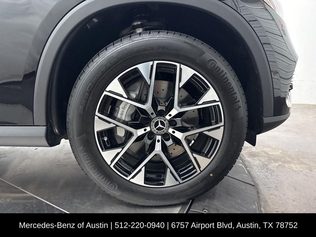 MERCEDES-BENZ GLC - 10