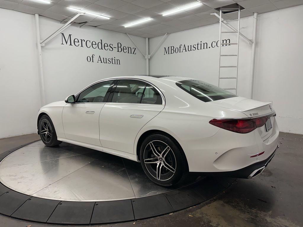 MERCEDES-BENZ E-CLASS - 5