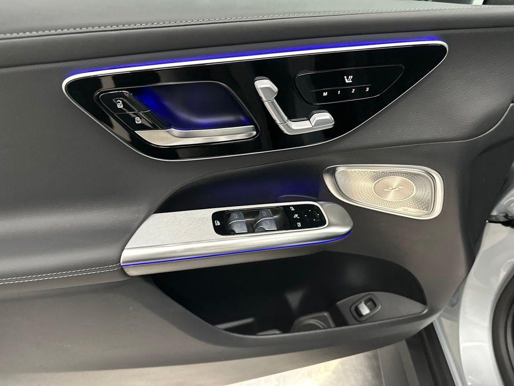 2026 Mercedes-BENZ GLC — миниатюра 14