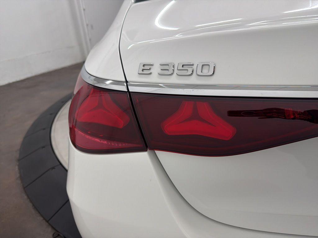 صورة مصغرة 11 لـ 2026 Mercedes-BENZ E-CLASS