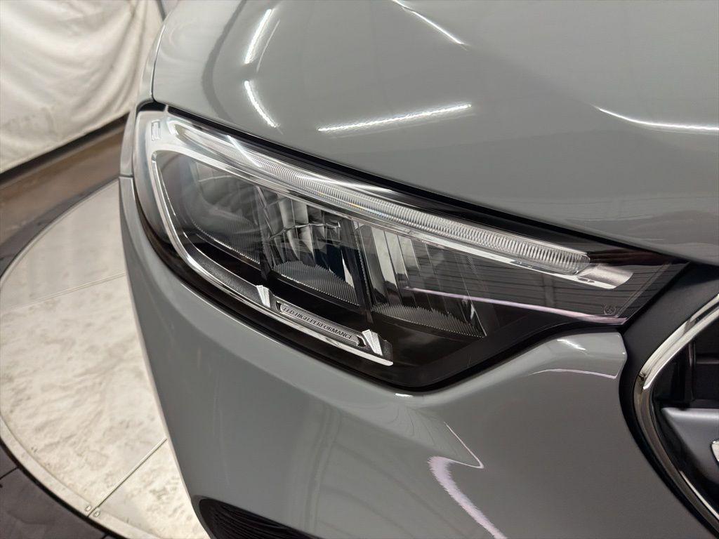 MERCEDES-BENZ GLC - 10