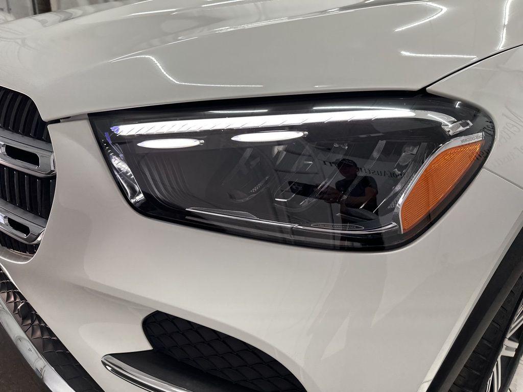 2026 Mercedes-BENZ GLE — миниатюра 32