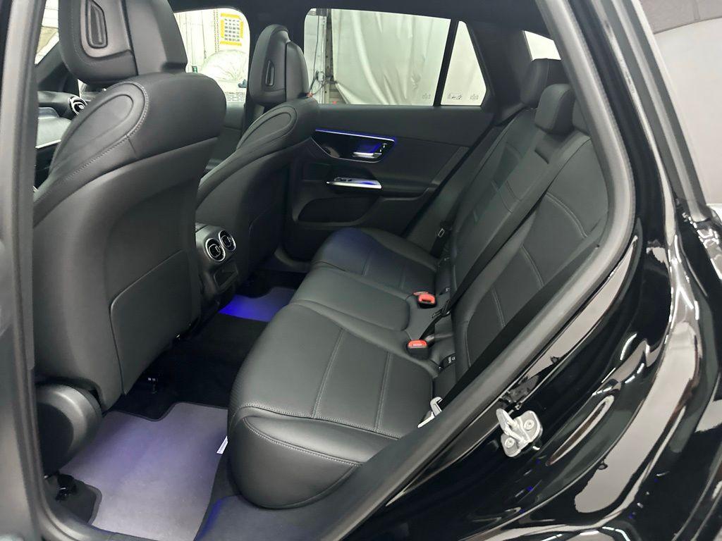 صورة مصغرة 24 لـ 2026 Mercedes-BENZ GLC