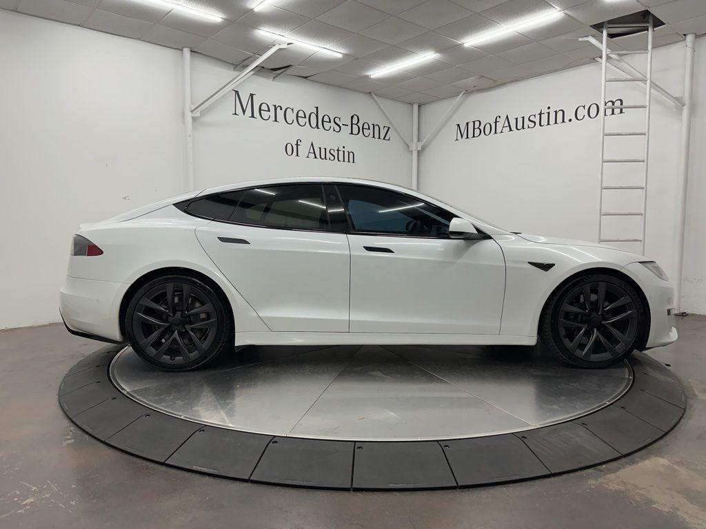 TESLA MODEL S BASE - 8