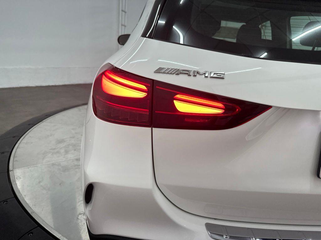 صورة مصغرة 11 لـ 2026 Mercedes-BENZ AMG GLA 35 BASE