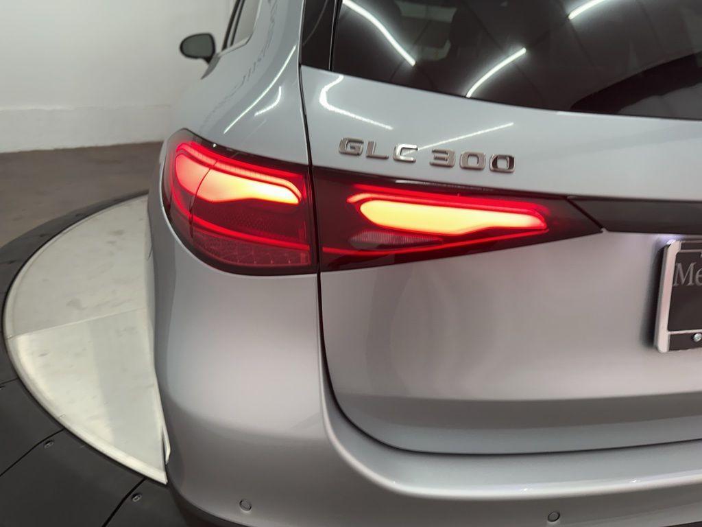 2026 Mercedes-BENZ GLC 缩略图 28