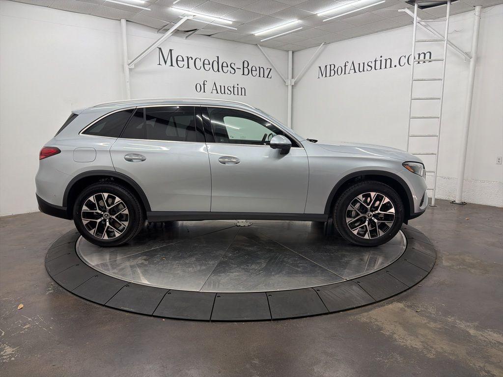 MERCEDES-BENZ GLC - 8