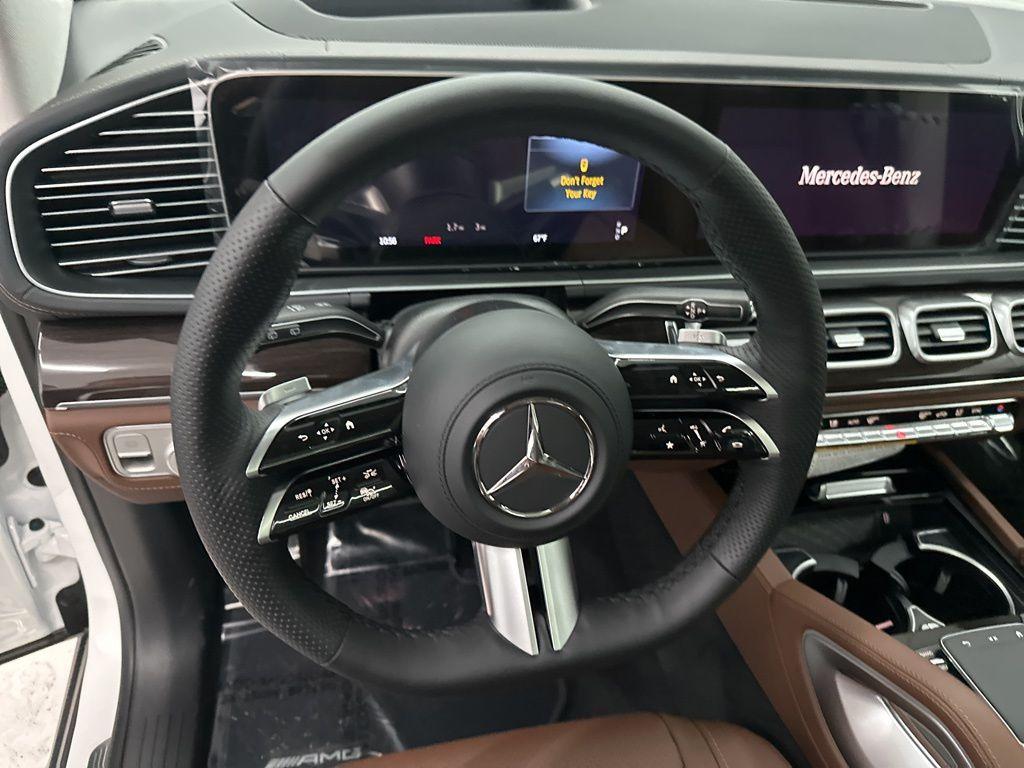 MERCEDES-BENZ GLS - 10