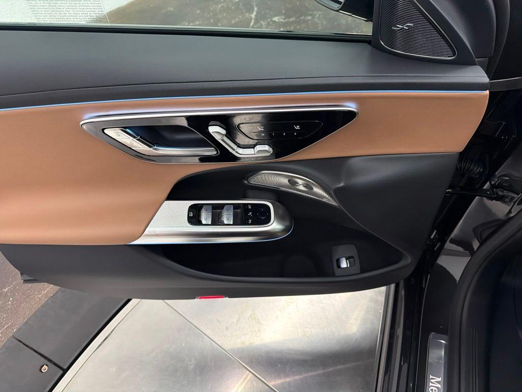 2026 Mercedes-BENZ E-CLASS — миниатюра 17
