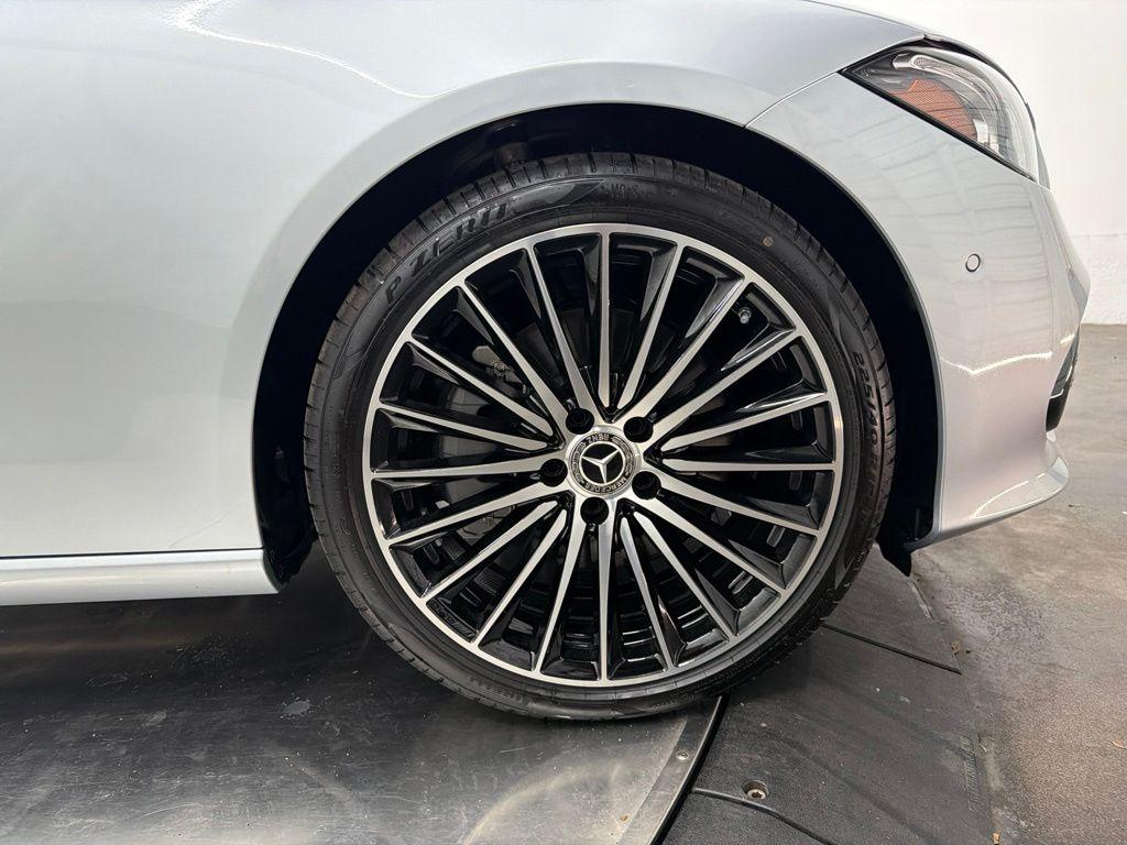 صورة 9 لـ 2026 Mercedes-BENZ C-CLASS
