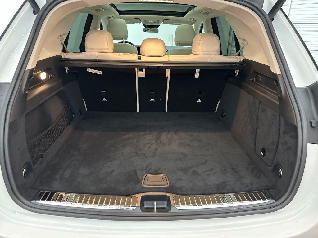 2026 Mercedes-BENZ GLE — миниатюра 29