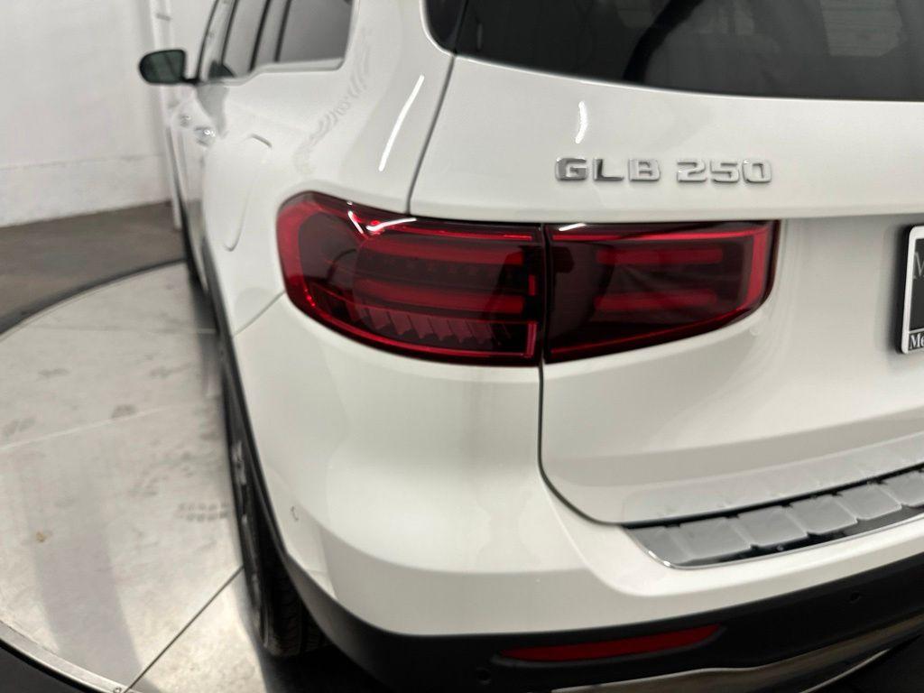 صورة مصغرة 10 لـ 2026 Mercedes-BENZ GLB