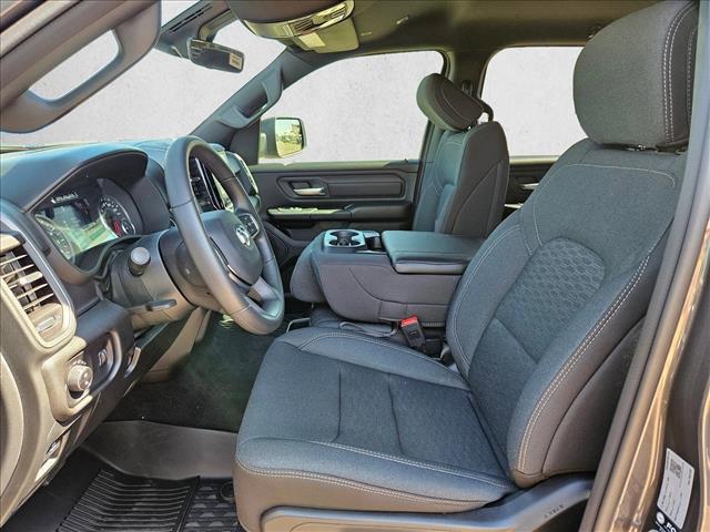 2026 RAM 1500 WARLOCK CREW CAB 4X4 5'7' BOX — фото 4