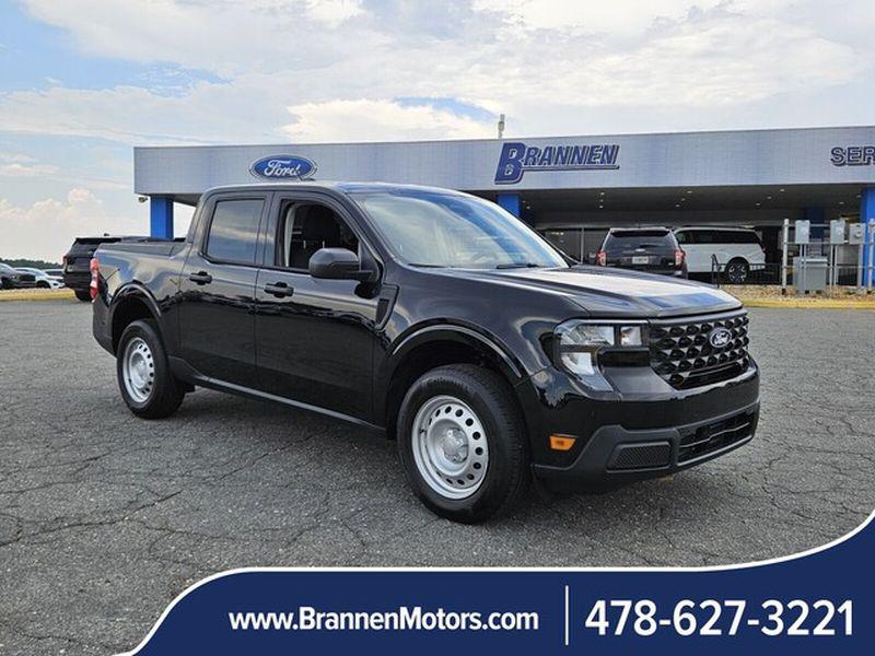 New 2025 Ford Maverick XL