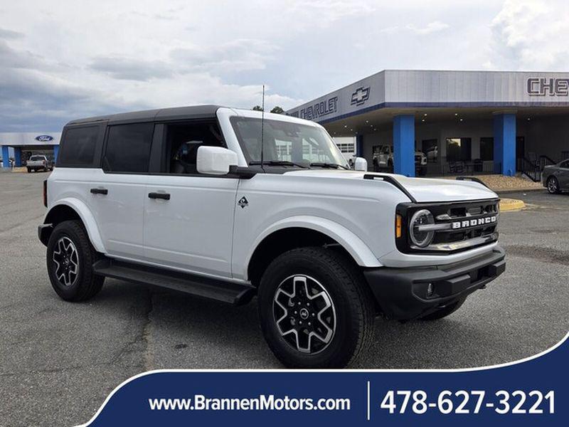 New 2026 Ford Bronco Outer Banks