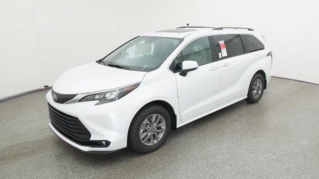 New 2026 Toyota Sienna XLE 8 Passenger
