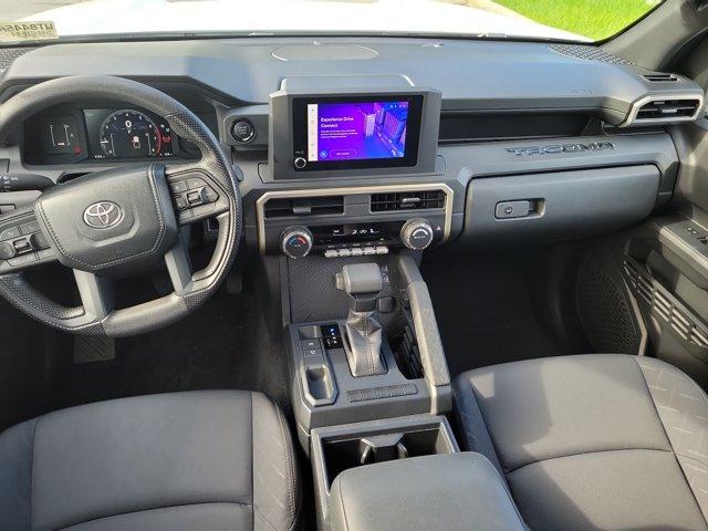 صورة مصغرة 12 لـ 2024 Toyota TACOMA SR