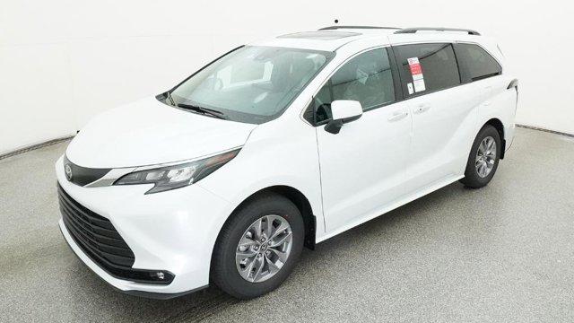 New 2026 Toyota Sienna XLE 8 Passenger