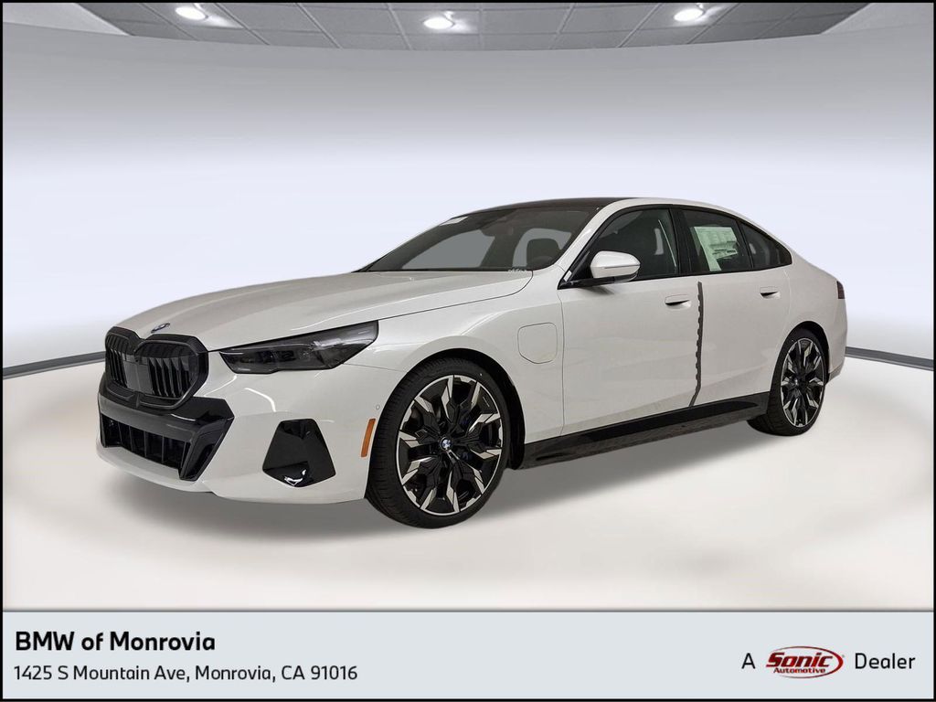 New 2027 BMW 550e 550e xDrive
