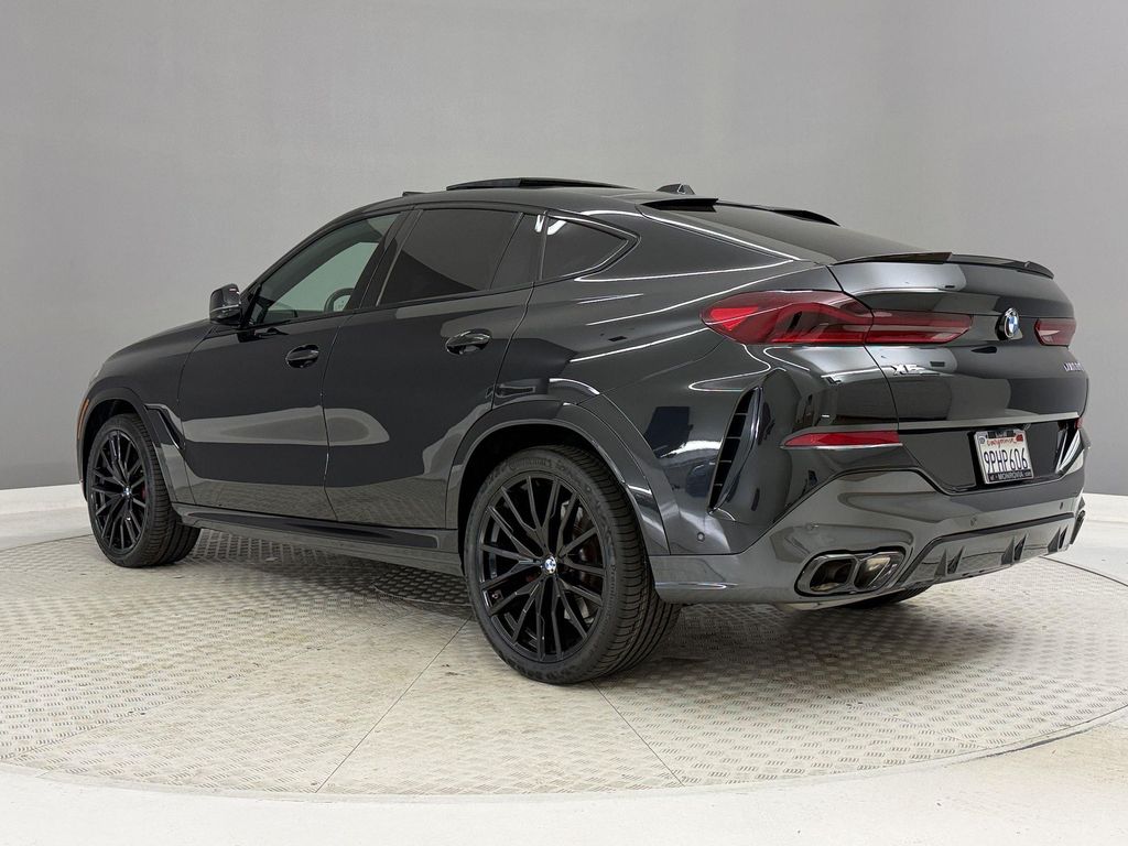 2025 BMW X6 M60I — фото 3