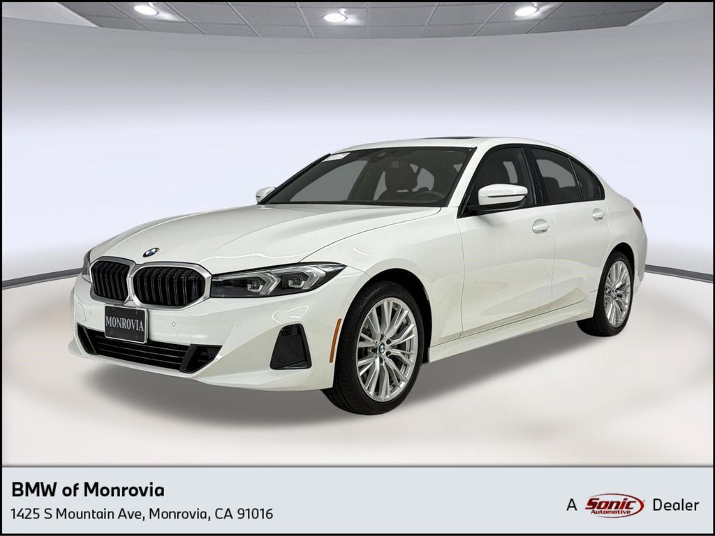 صورة 1 لـ 2023 BMW 330 330I