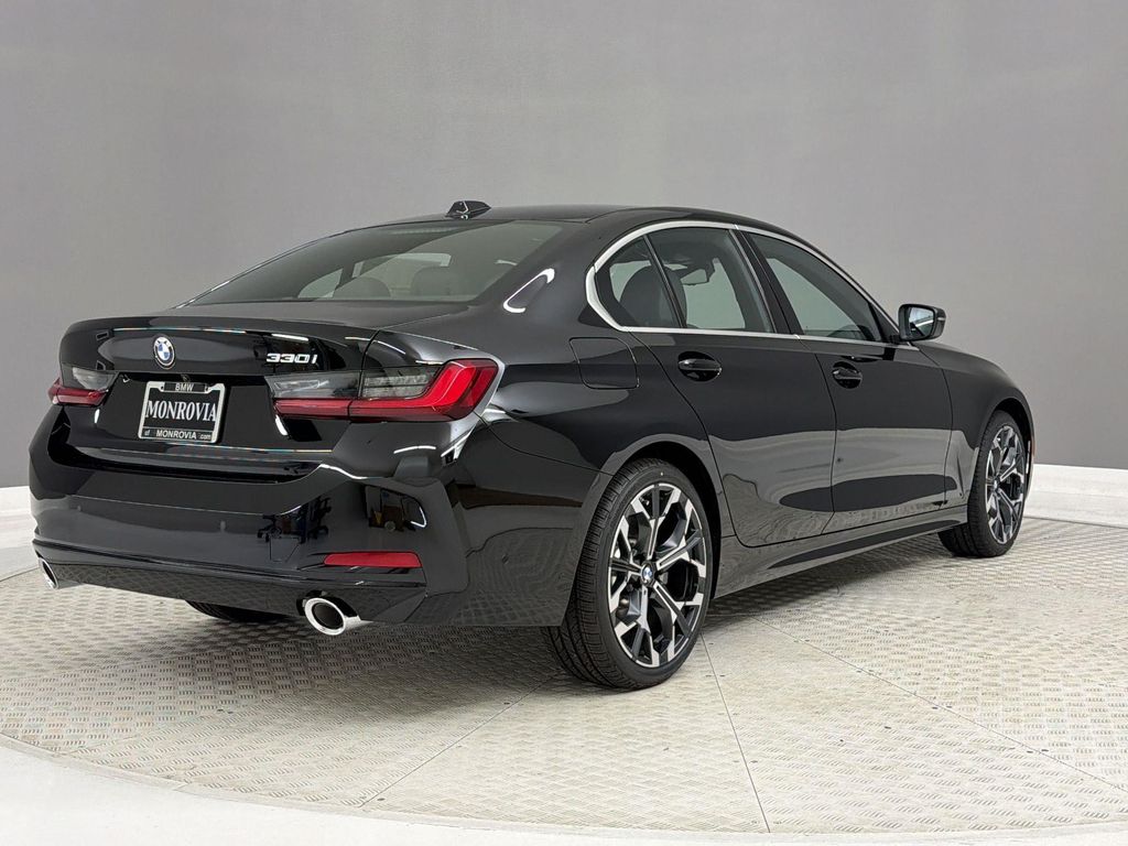 2026 BMW 330 330I — миниатюра 9