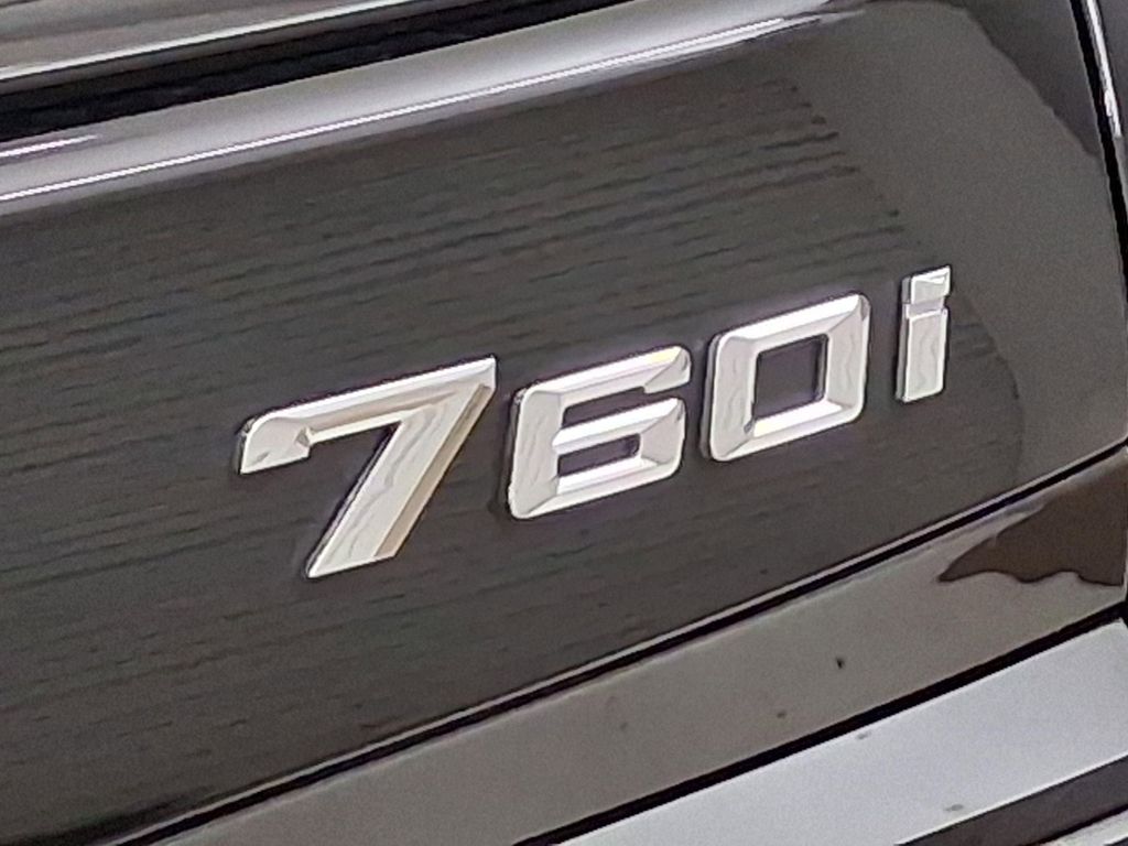 2025 BMW 760 XDRIVE — миниатюра 21