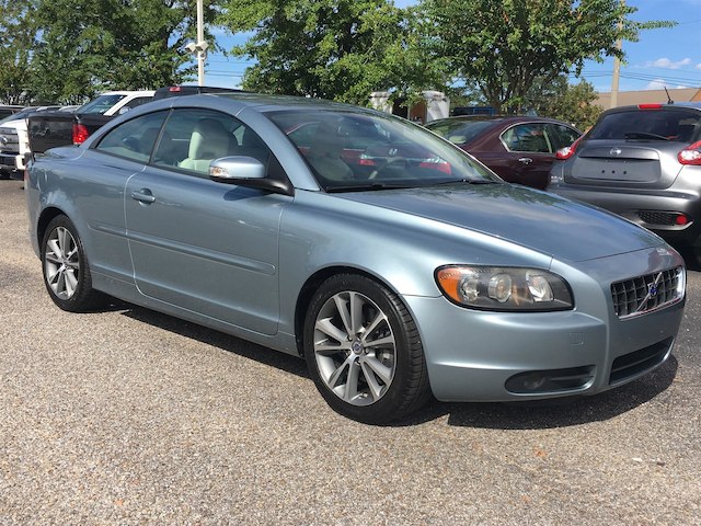 2010 Volvo C70 T5
