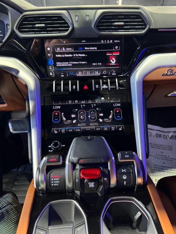 صورة مصغرة 12 لـ 2020 Lamborghini URUS SPORT UTILITY 4D