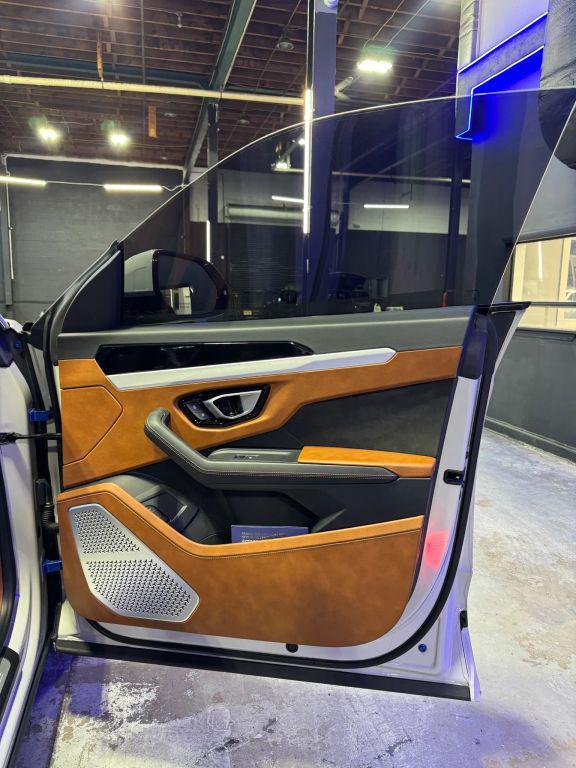 صورة مصغرة 29 لـ 2020 Lamborghini URUS SPORT UTILITY 4D