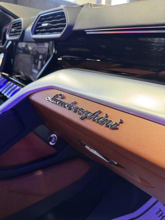 صورة مصغرة 26 لـ 2020 Lamborghini URUS SPORT UTILITY 4D