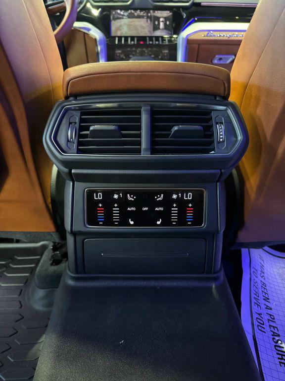 صورة مصغرة 23 لـ 2020 Lamborghini URUS SPORT UTILITY 4D