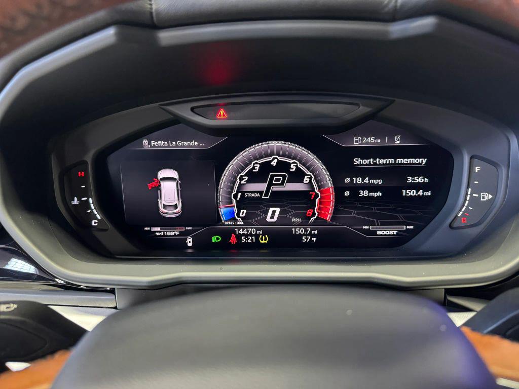 صورة 10 لـ 2020 Lamborghini URUS SPORT UTILITY 4D