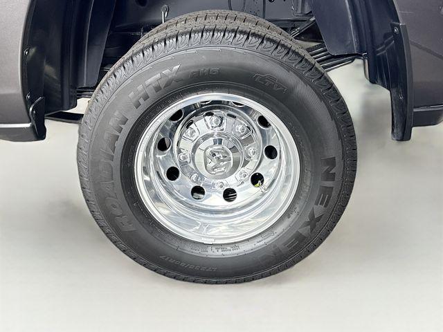2026 RAM 3500 BIG HORN CREW CAB 4X4 8' BOX — миниатюра 29