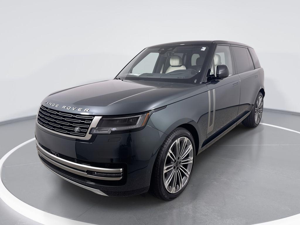 New 2026 Land Rover Range Rover P400 SE 7 Seat
