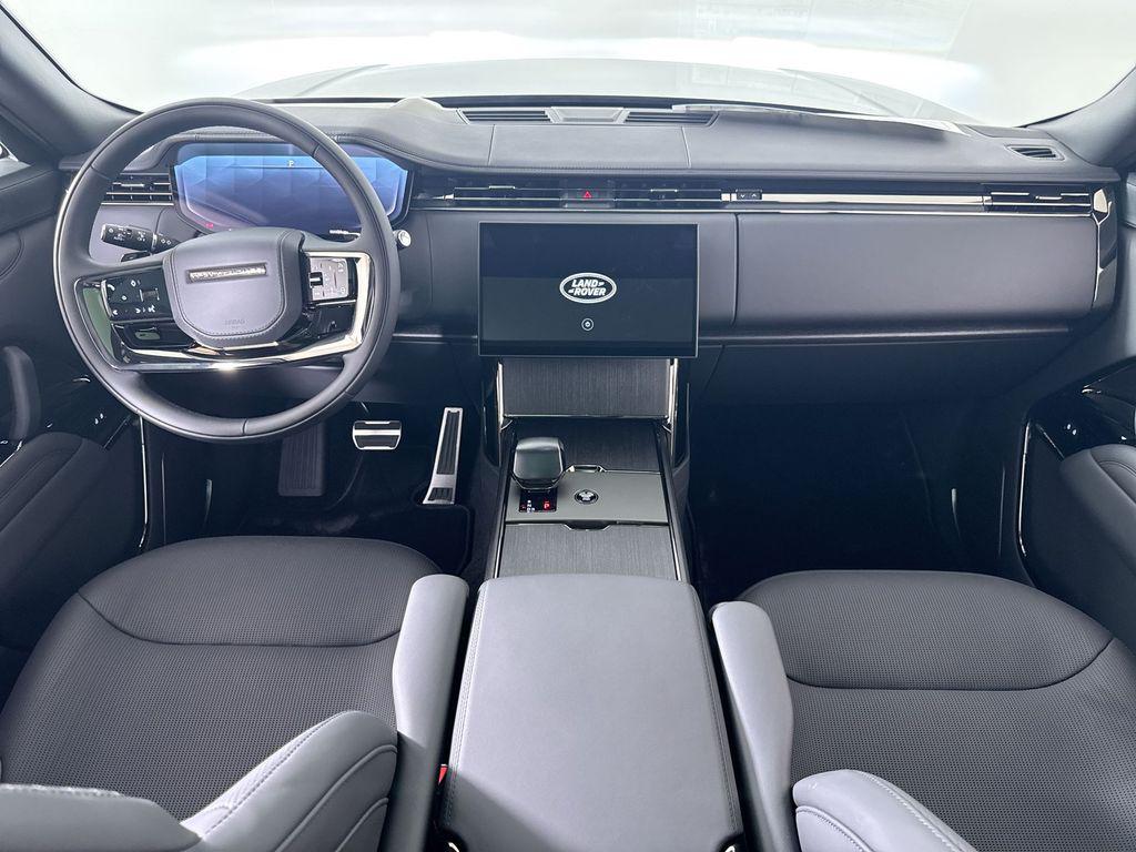 صورة مصغرة 19 لـ 2026 LAND Rover RANGE ROVER P615 SV BLACK
