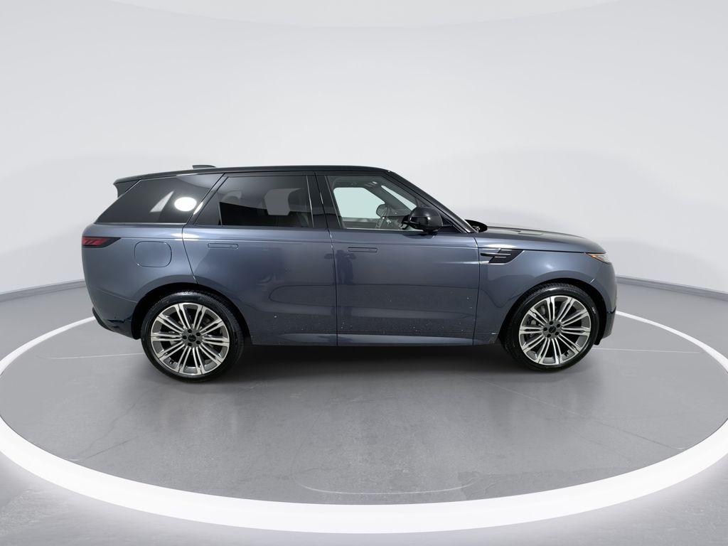 صورة مصغرة 9 لـ 2026 LAND Rover RANGE ROVER SPORT SE