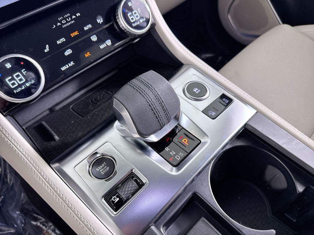 2026 Jaguar F-PACE R-DYNAMIC S P250 AWD AUTOMATIC — миниатюра 19